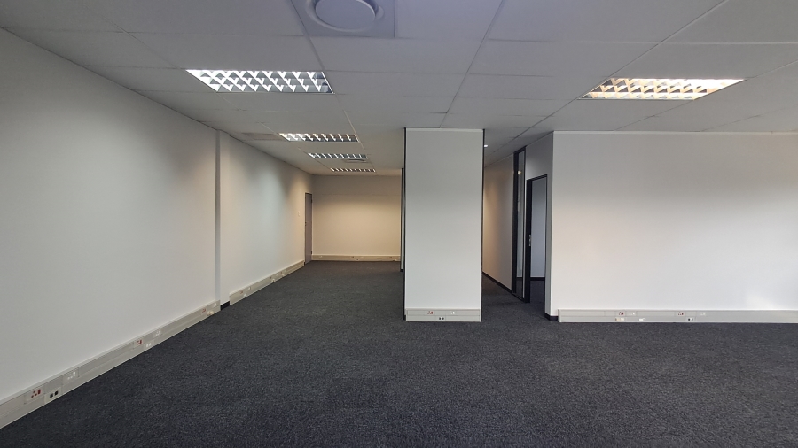 To Let Commercial Property for Rent in Berea Eastern Cape